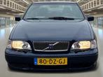 Volvo S70 2.4 Europa trekhaak., Auto's, Volvo, Voorwielaandrijving, Stof, Gebruikt, Blauw