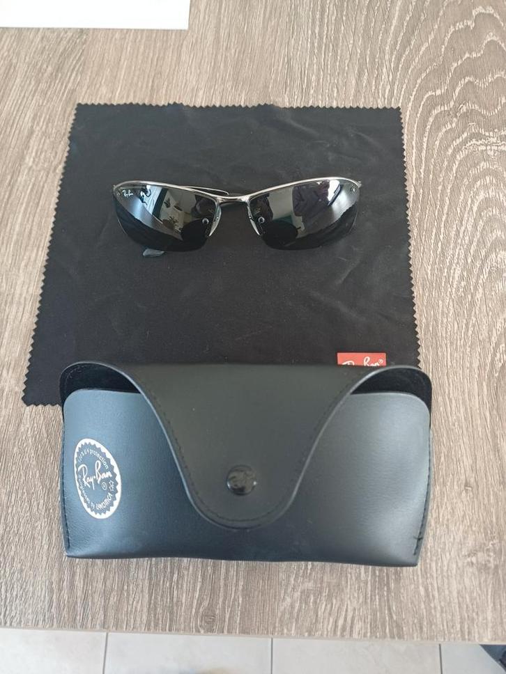 Ray-Ban zonnebril met etui en doekje, Sieraden, Tassen en Uiterlijk, Zonnebrillen en Brillen | Heren, Zo goed als nieuw, Zonnebril