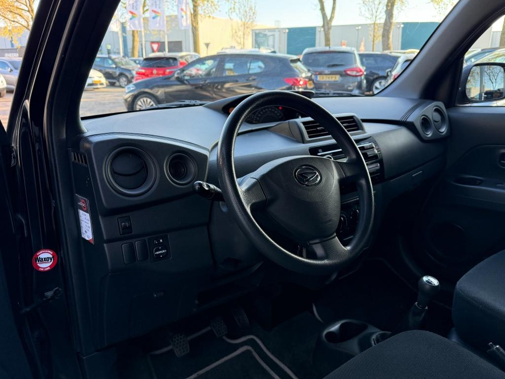 Daihatsu Materia 1.3 Rythm (bj 2008), Auto's, 4 cilinders, Zwart, Origineel Nederlands, Bedrijf