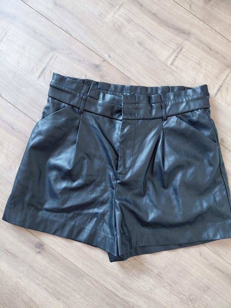 Nep leren korte broek costes, Kleding | Dames, Broeken en Pantalons, Kort, Zwart, Maat 46/48 (XL) of groter, Ophalen of Verzenden