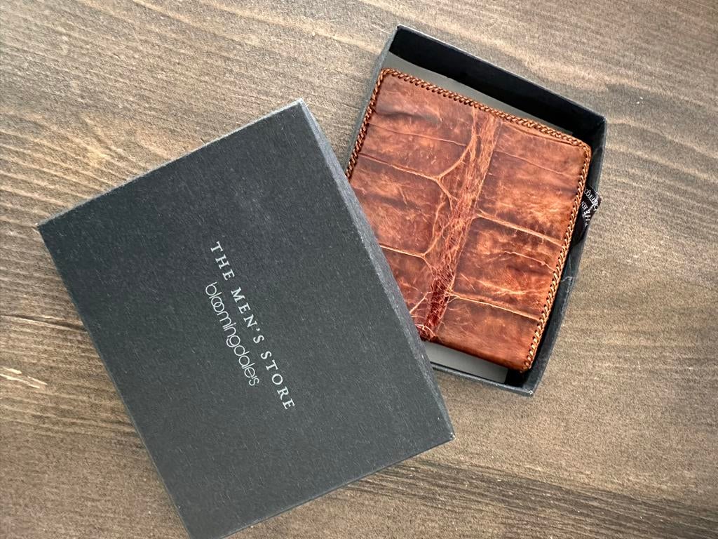 Bloomingdale Leren portemonnee met krokodillenprint in doos, Sieraden, Tassen en Uiterlijk, Portemonnees, Bruin, Zo goed als nieuw