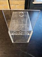 Plexiglas vissen val, Ophalen