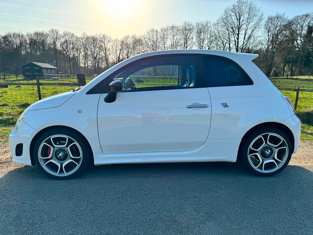 Fiat 500 1.4-16V Abarth dealer onderh. cruise control, panod, Auto's, Fiat, Euro 5, Zwart, 4 cilinders, Wit