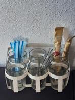 Brocante glaasjes in ijzeren rekje ,drager landelijk,, Antiek en Kunst, Curiosa en Brocante, Ophalen of Verzenden