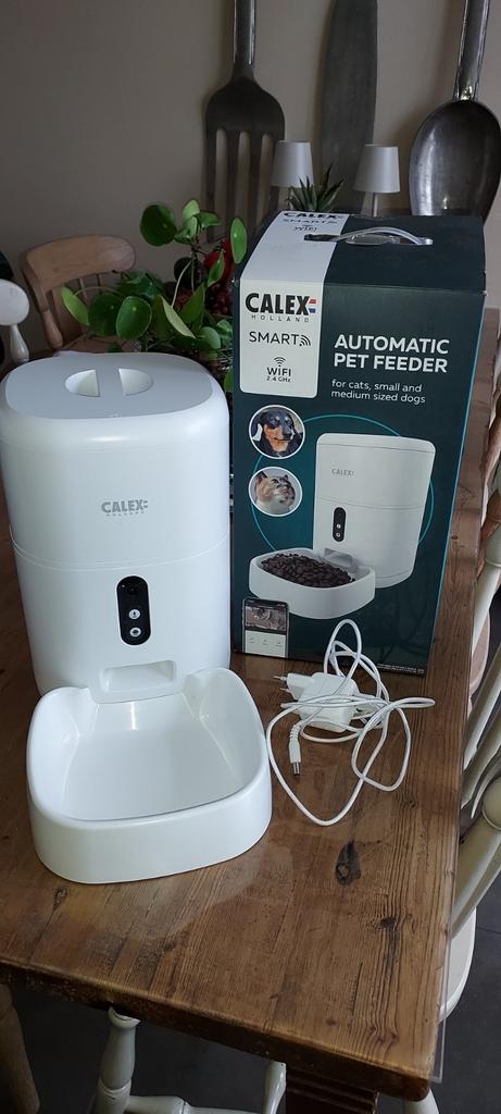 Calex automatische voerdispenser, voor kat of hond, Ophalen