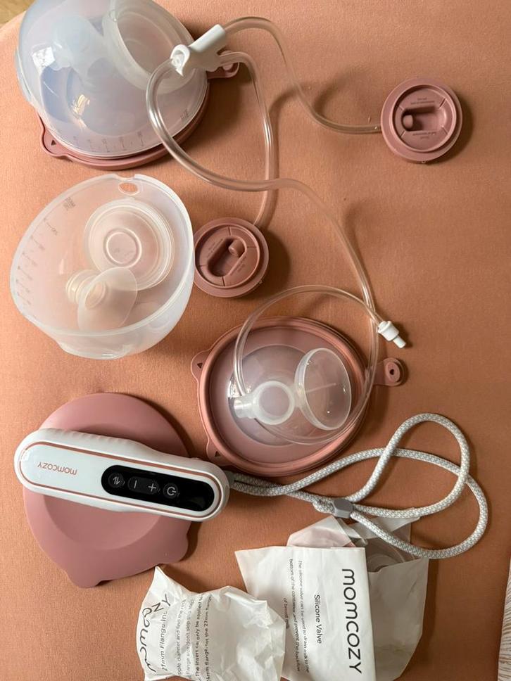 Momcozy V2 Ultralight - Premium Borstkolf, Kinderen en Baby's, Babyvoeding en Toebehoren, Zo goed als nieuw, Borstkolf, Ophalen of Verzenden