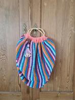 Handgemaakte kleurrijke tas met houten handvat, Ophalen of Verzenden