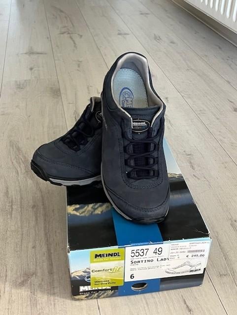 Meindl wandelschoenen dames maat 6 (maat 39), Sport en Fitness, Bergsport en Wandelen, Ophalen of Verzenden, Zo goed als nieuw