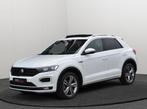 Volkswagen T-Roc 1.5 TSI DSG R-Line Pano/Camera/LED/Trekhaak, Auto's, 1254 kg, 4 cilinders, 150 pk, Leder en Stof