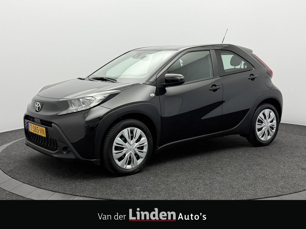 Toyota Aygo X 1.0 VVT-i MT Play | Camera | Carplay&Android |, Auto's, Toyota, Stof, Gebruikt, 920 kg, 4 stoelen