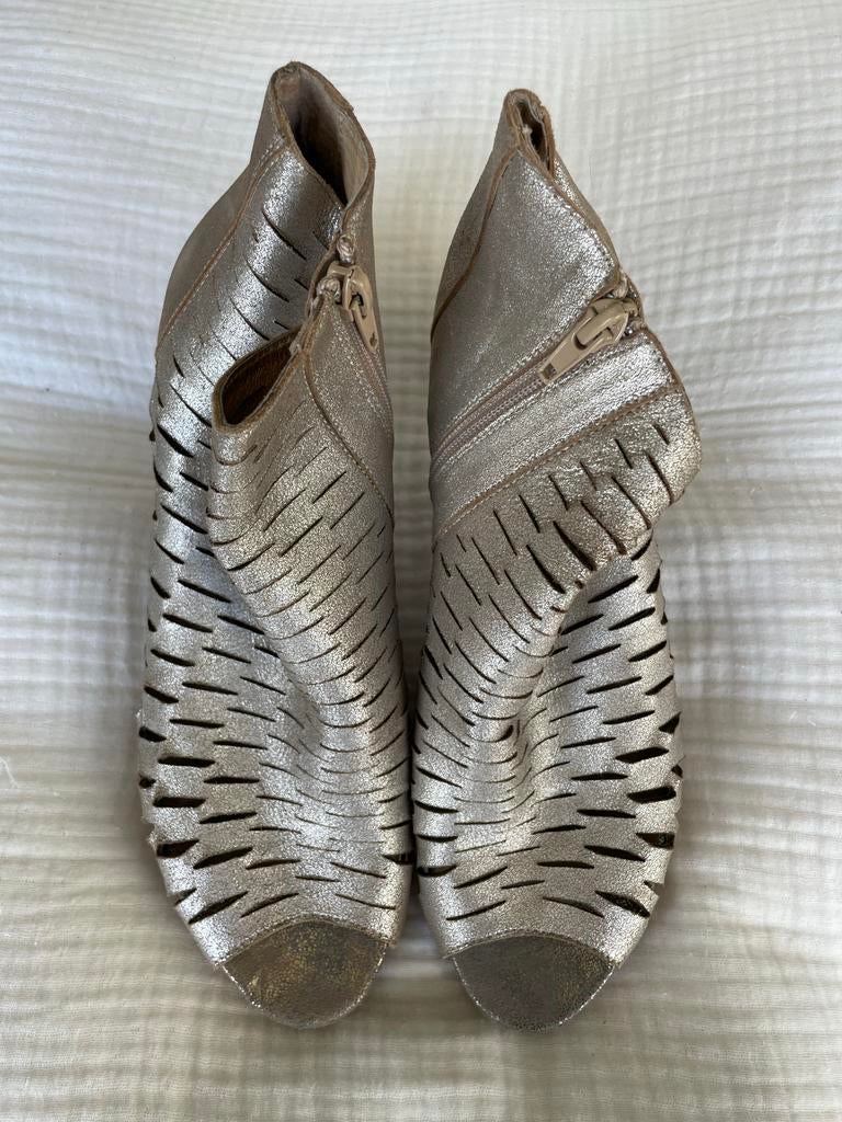 Di Lauro Metallic Enkellaarsjes - Maat 40, Overige kleuren, Lage of Enkellaarzen, Ophalen of Verzenden, Zo goed als nieuw