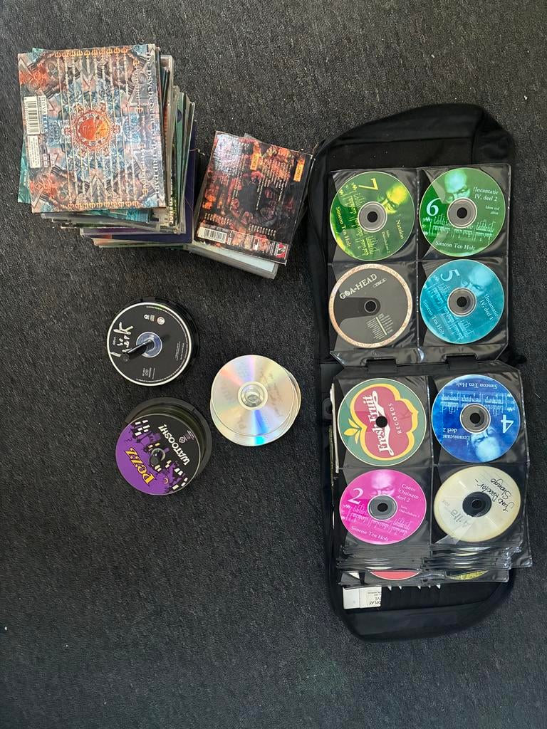 Diverse CD's met hoesjes, grotendeels psytrance, Ophalen, Gebruikt