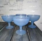 4 IJscoupes met fruitrelief blauw melkglas Luminarc, Ophalen, Glas of Glazen, Overige stijlen, Glas