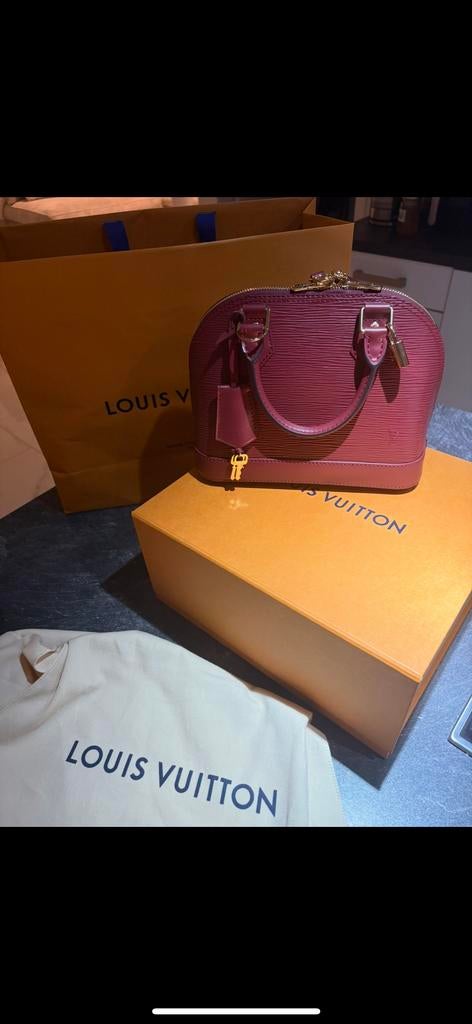 Louis Vuitton Alma BB Epi Leer Bordeaux/Rood - Complete Set, Ophalen of Verzenden, Zo goed als nieuw, Rood, Handtas