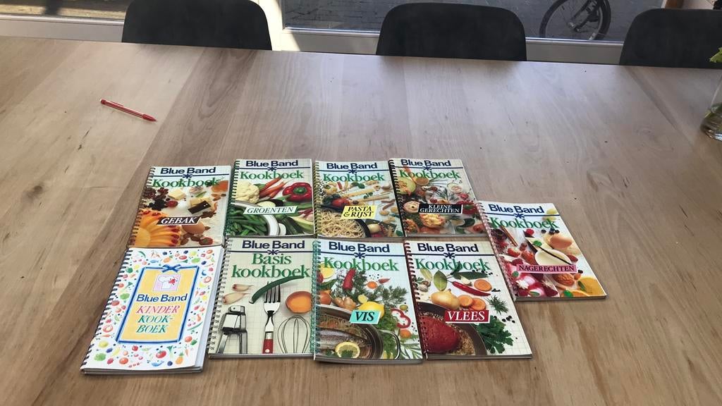 Kookboekjes bleu band, Boeken, Ophalen of Verzenden, Zo goed als nieuw