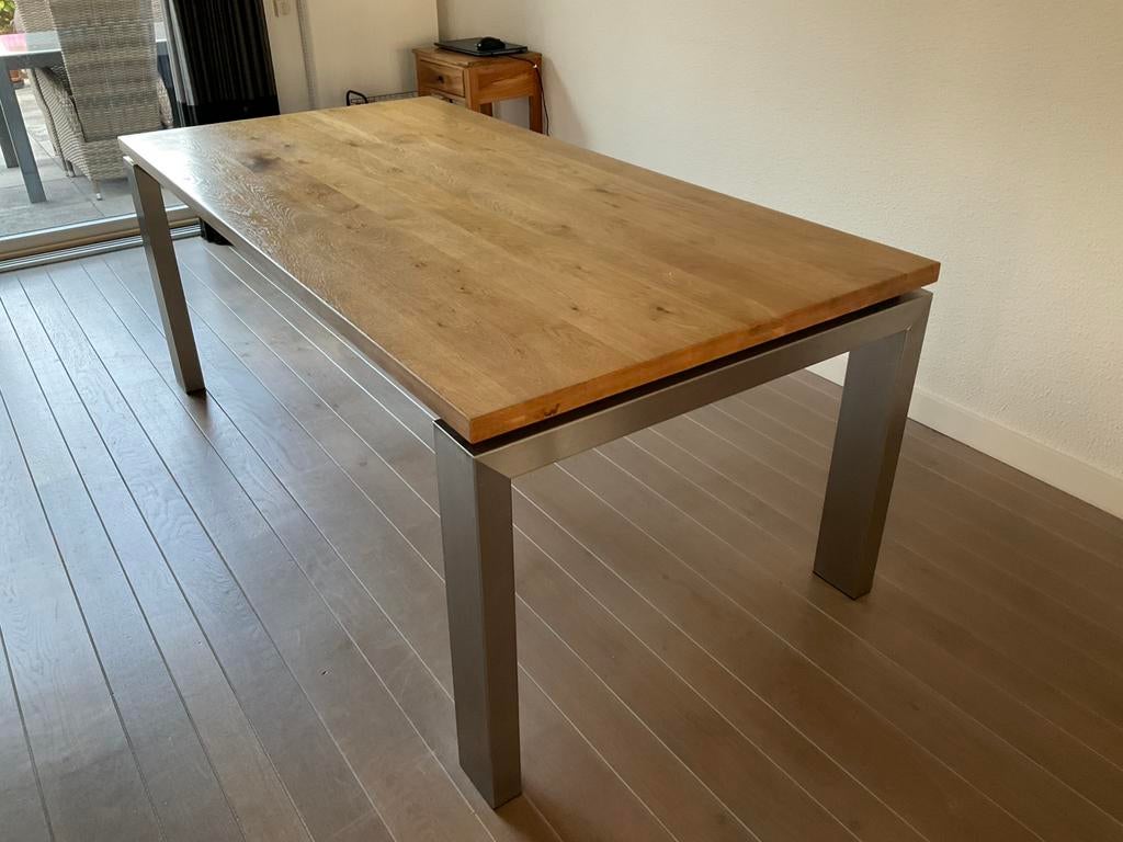 Eetafel, Eikenhout, 200 cm of meer, Zo goed als nieuw, Vijf personen of meer