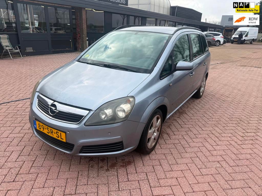 Opel Zafira 2.2 Enjoy 2006 Automaat 7Persoons Airco Cruise E, Auto's, Gebruikt, 4 cilinders, 150 pk, 7 stoelen