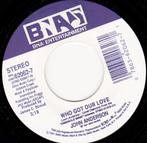 John Anderson - Who Got Our Love 7", Ophalen of Verzenden, Zo goed als nieuw, 7 inch, Country en Western