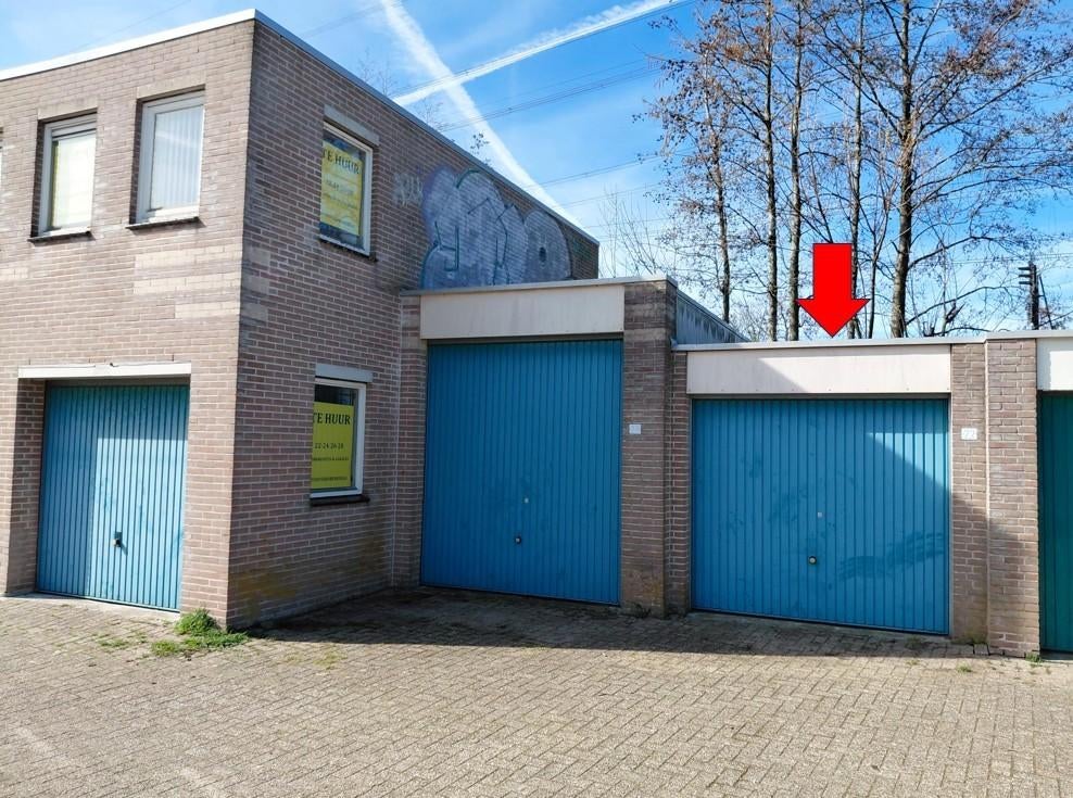 Te huur: Garage - Zaandam, Huur, Opslag of Loods