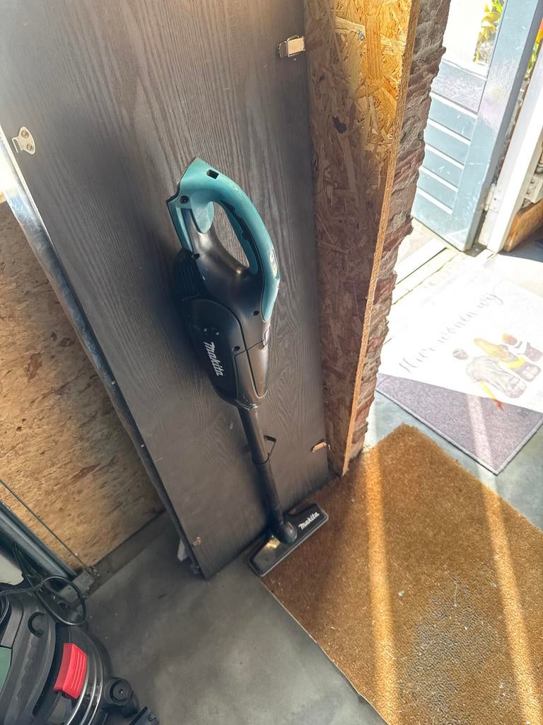 Makita DCL180 Stofzuiger - Draadloos en Krachtig, Witgoed en Apparatuur, Stofzuigers, Ophalen, Gebruikt, Stofzuiger, Minder dan 1200 watt