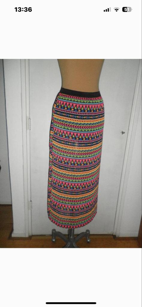 Maxi rok met etnische print - Kleurrijk en comfortabel, Kleding | Dames, Rokken, Maat 38/40 (M), Overige kleuren, Ophalen of Verzenden