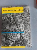 Stad binnen de vesting, Boeken, Ophalen of Verzenden, Gelezen
