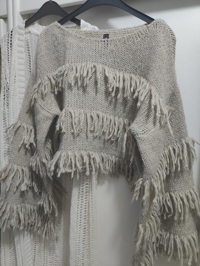 Prachtige zand kleur korte trui met Ibiza sliertjes L-Xl, Beige, Maat 42/44 (L), Ophalen of Verzenden, New collection