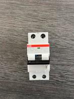 Aardlekautomaat ABB DS201HAF B16, Ophalen of Verzenden, Zo goed als nieuw, Overige typen