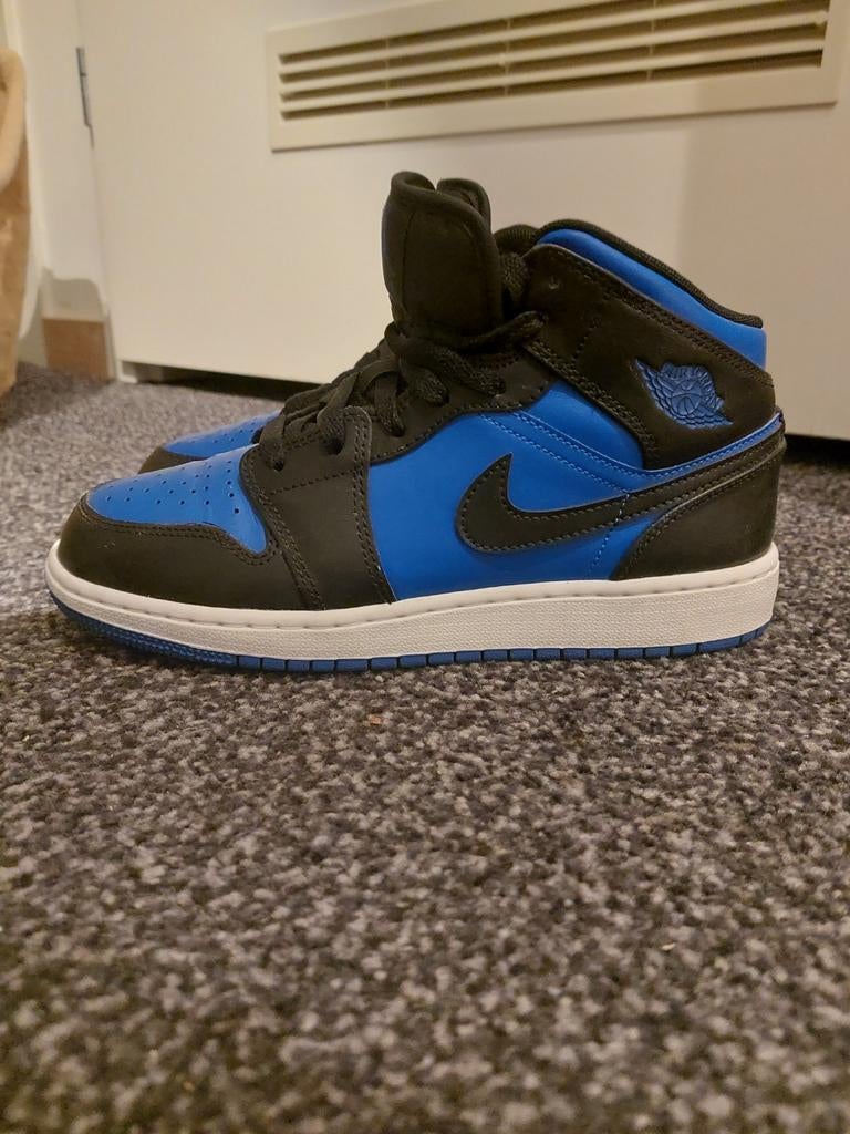 Nike Air Jordan 1 Mid - Zwart/Blauw Maat 38, Verzenden, Zo goed als nieuw, Schoenen