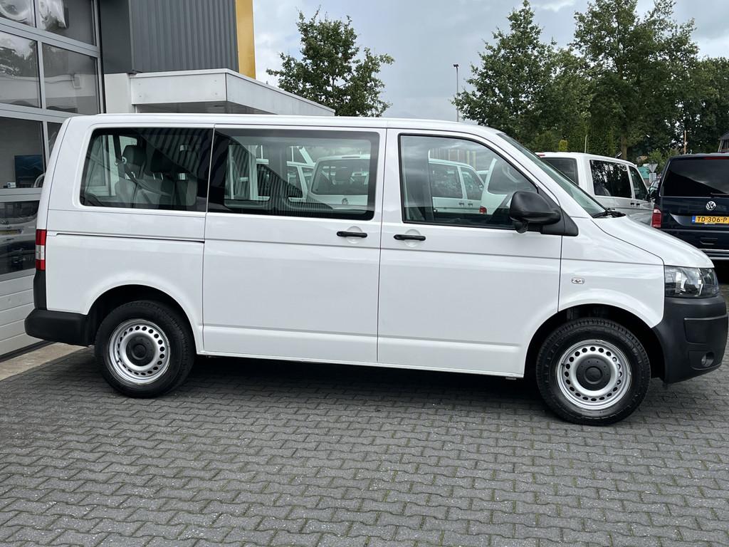 Volkswagen Transporter Kombi 2.0 TDI 140 PK DSG Automaat L1H, Auto's, Volkswagen, Euro 5, Stof, Gebruikt, Zwart