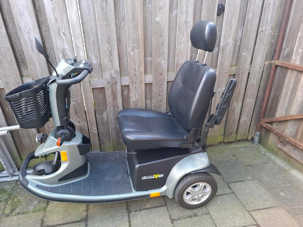 Scootmobiel pride luna victory, Diversen, Brommobielen en Scootmobielen, Ophalen, Pride, Zo goed als nieuw, 16 km/u of meer