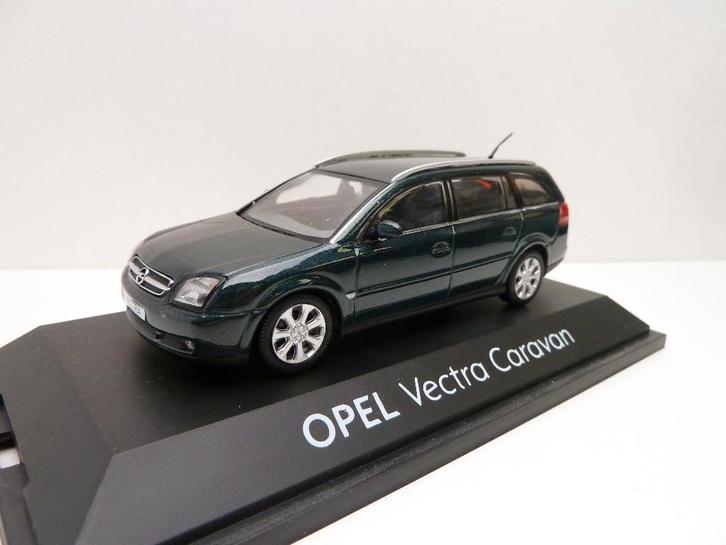 Opel Vectra  Caravan  '' Schuco '', Hobby en Vrije tijd, Modelauto's | 1:43, Zo goed als nieuw, Auto, Schuco, Ophalen of Verzenden