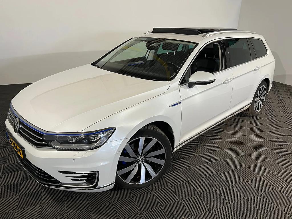 Volkswagen Passat Variant 1.4 TSI GTE Highline, 156 pk, Wit, 59 km/l, 1600 kg