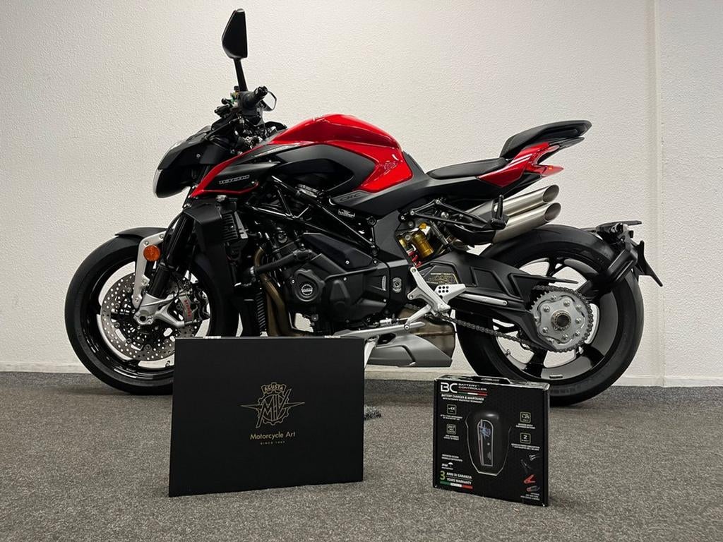 ⭐️ MV Agusta BRUTALE 1000 RS MV DEALER NIEUW ⭐, Motoren, Motoren | MV Agusta, 4 cilinders, MV Agusta, Bedrijf, Onbekend