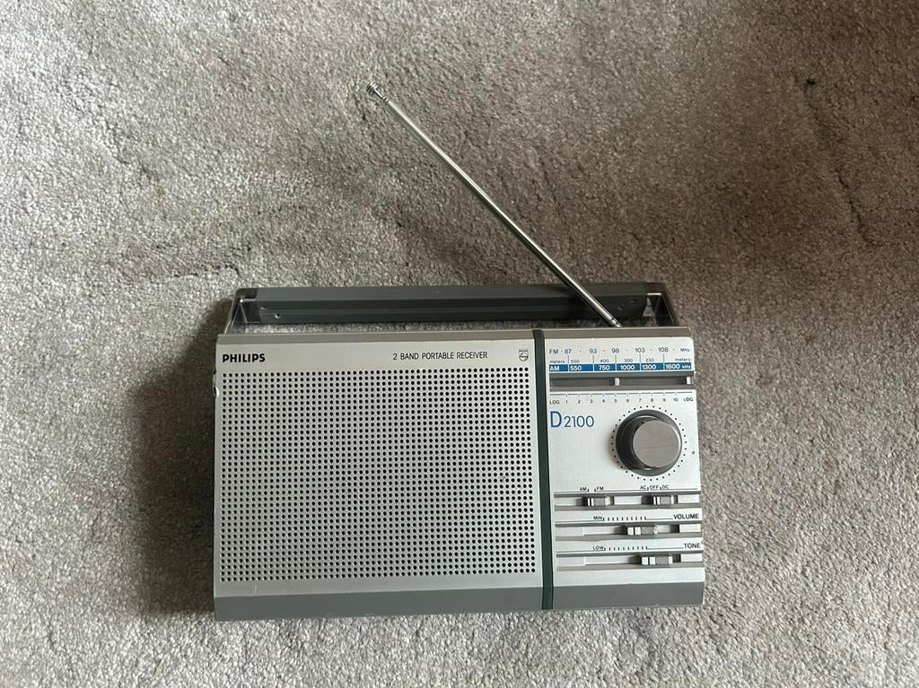 Philips D200 radio, Audio, Tv en Foto, Radio's, Ophalen of Verzenden, Gebruikt