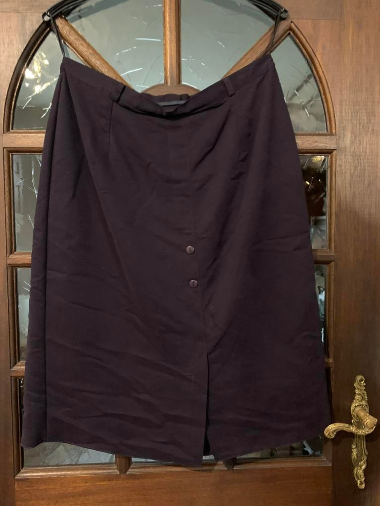 Donkerpaarse rok maat 46, Zwart, Maat 46/48 (XL) of groter, Ophalen of Verzenden, Zo goed als nieuw