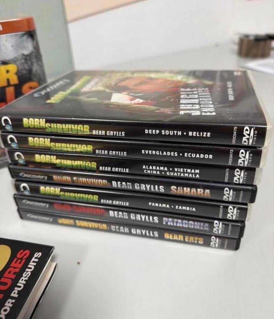 SET Bear Grylls Collection + Boek + 6 DVD’s Zeldzaam Nieuw, Biografie, Alle leeftijden, Boxset, Ophalen of Verzenden