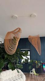 Set van 2 unieke houten hanglampen - Modern design, Ophalen, Zo goed als nieuw, Hout, 75 cm of meer