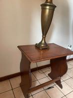 Tafeltje walnoothout, Huis en Inrichting, Tafels | Bijzettafels, Minder dan 55 cm, Gebruikt, Rechthoekig, Ophalen