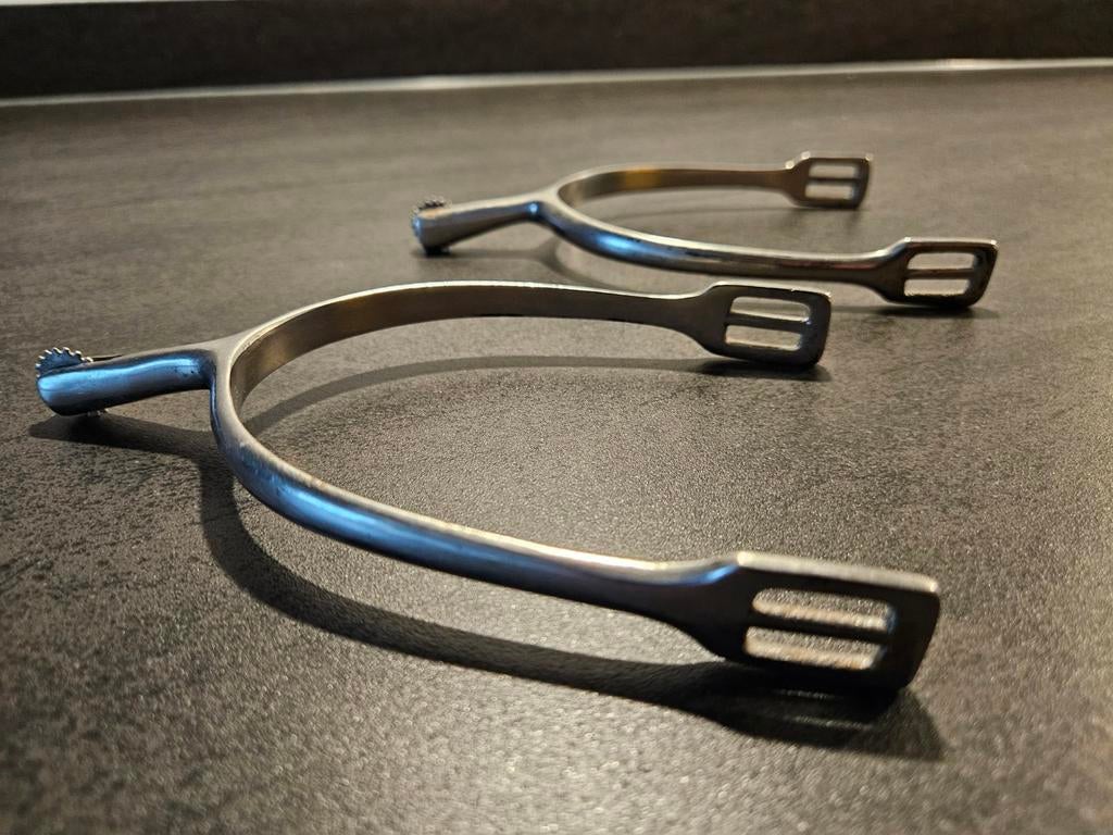 Sporen, Dieren en Toebehoren, Ophalen of Verzenden, Gebruikt