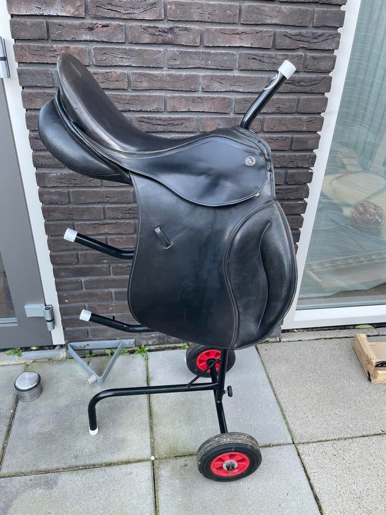 17 inch Kieffer zadel zwart, Ophalen, Dressuur