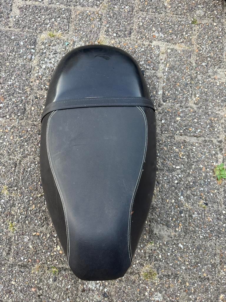 Zip zadel met kapot mechanisme, Ophalen of Verzenden