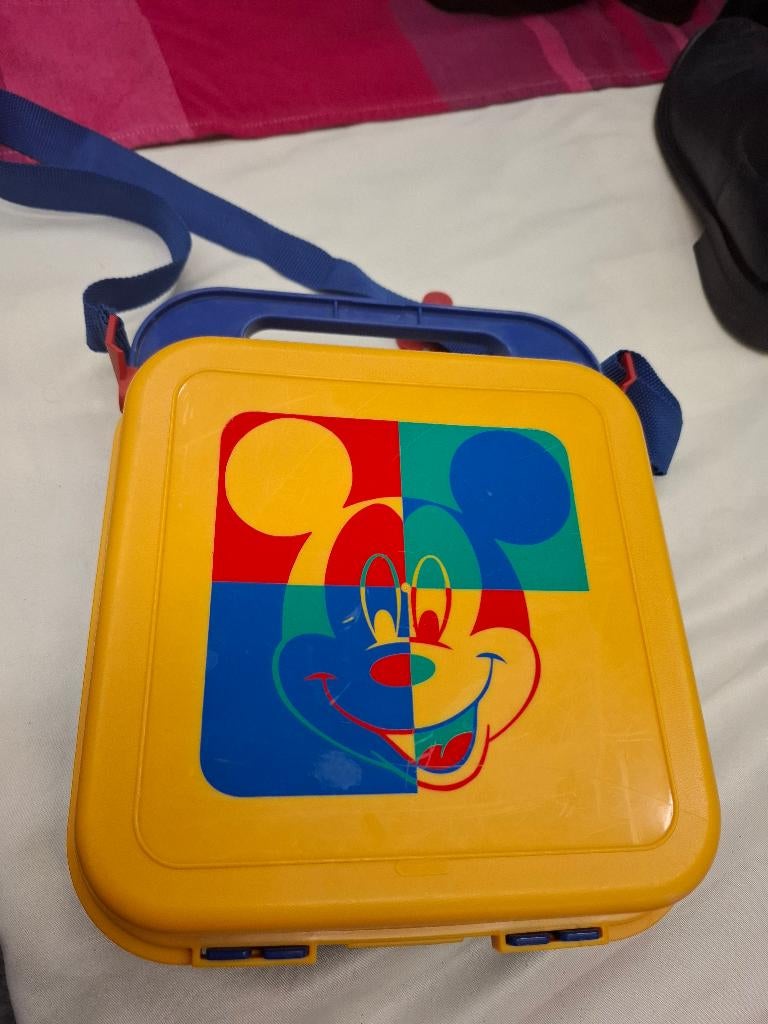 Disney Mickey lunchbox, Ophalen of Verzenden, Mickey Mouse, Zo goed als nieuw, Overige typen