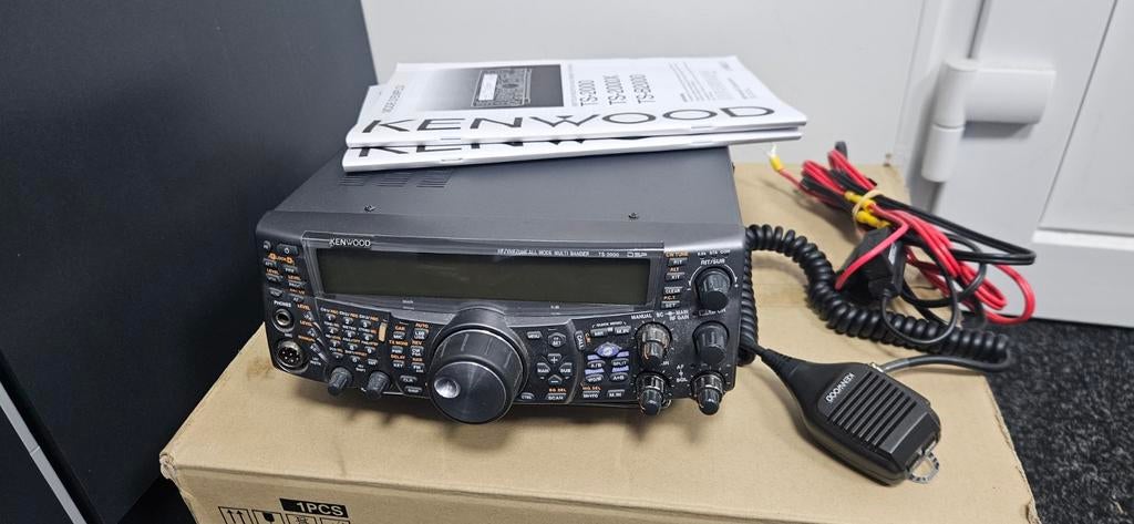 Kenwood ts2000 ,krasvrij ,rookvrij ,compleet in doos bj2013, Telecommunicatie, Zenders en Ontvangers, Ophalen, Zo goed als nieuw