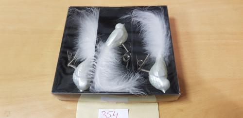 354 ] vogeltjes met klip wit, Ophalen of Verzenden, 'T Olde Gre-j, Info@toldegrej.nl, Endepoelstraat 20f Didam