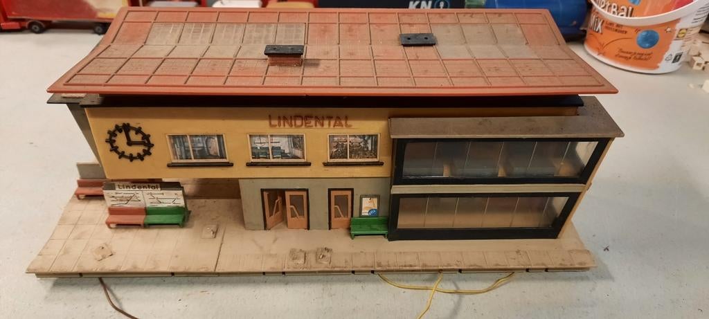 Groot station ho, Hobby en Vrije tijd, Modeltreinen | H0, Gebruikt, Jouef, Gelijkstroom of Wisselstroom, Brug, Tunnel of Gebouw