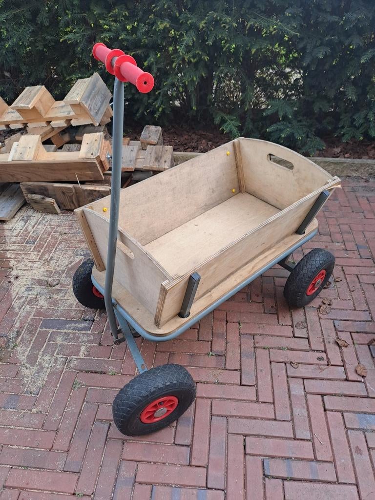 Stevige houten bolderkar met luchtbanden, Ophalen, Gebruikt