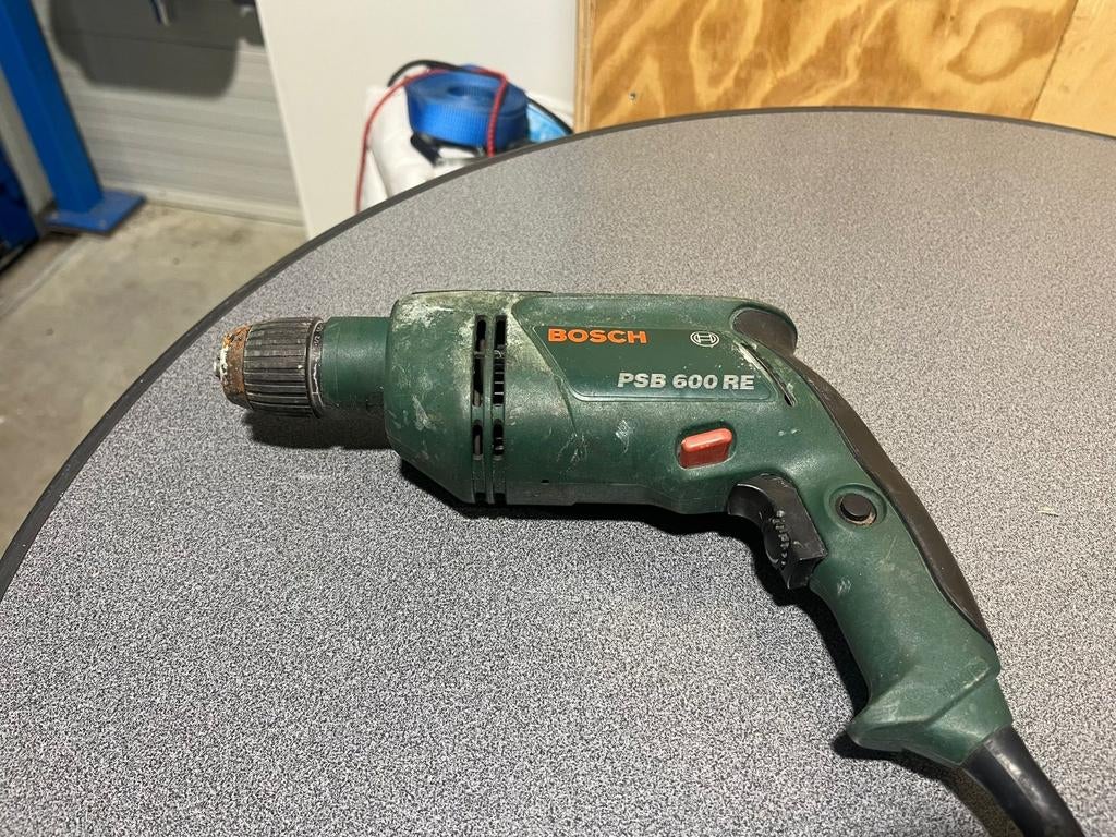 Bosch boormachine PSB 600 RE te koop, Boormachine, Gebruikt, Ophalen of Verzenden, Variabele snelheid