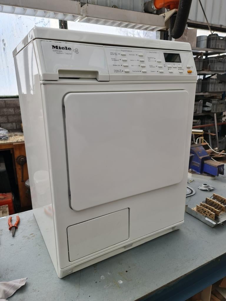 Miele wasdroger voor onderdelen., Ophalen, Condens, 85 tot 90 cm