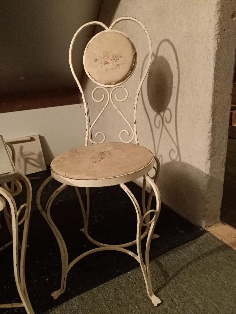 Gietijzeren tafel / stoeltje, Huis en Inrichting, Ophalen, Beige, Metaal, Gebruikt